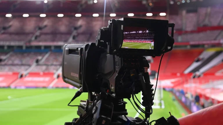 How to Choose the Right Equipment for Sports Broadcasting?