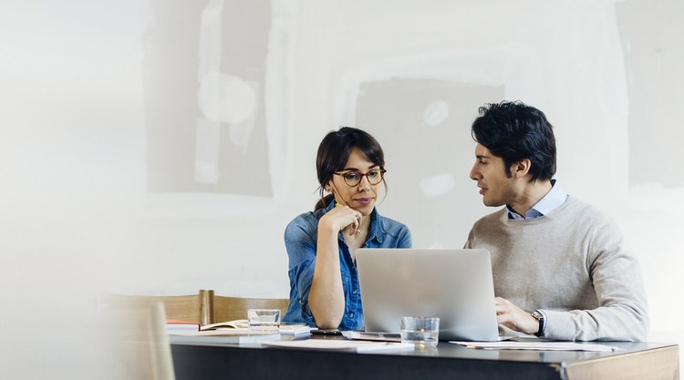 Flat fee property management versus traditional pricing models explained.