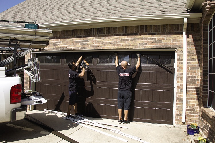 garage door installation service in minneapolis